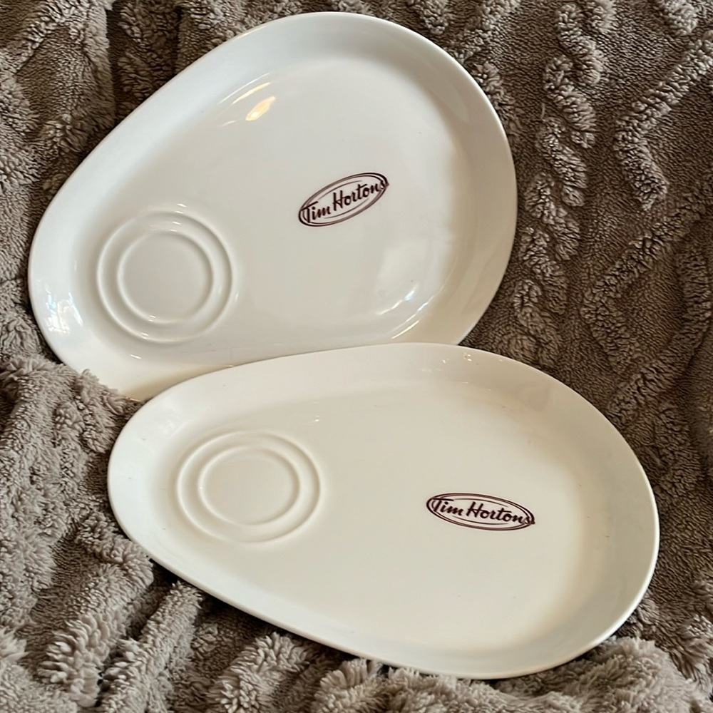 😄Tim Hortons sandwich plates 2014
